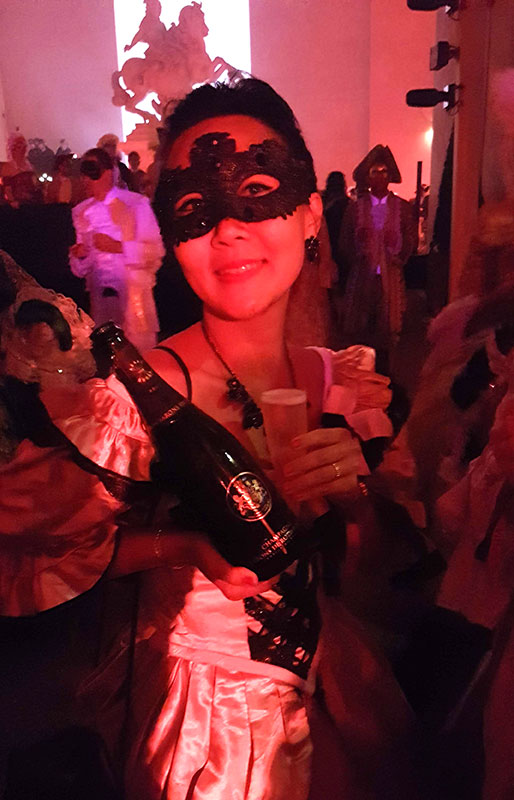 Le Grand Bal Masque De Versailles Champagne Barons De Rothschild